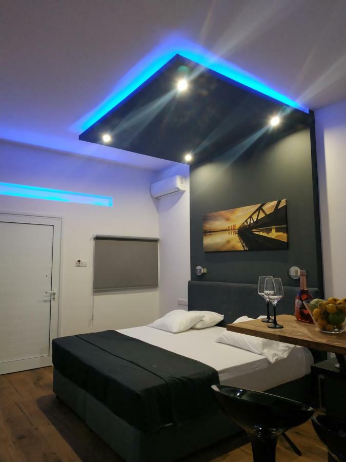 Takis Apartments Айя Напа Екстериор снимка