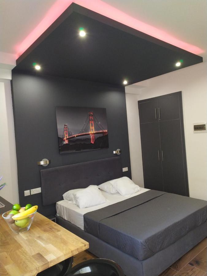 Takis Apartments Айя Напа Екстериор снимка